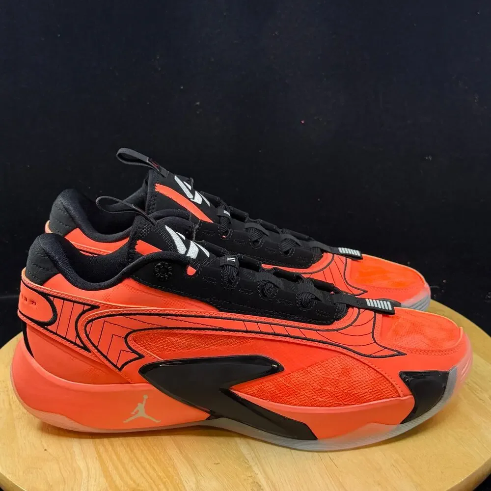 Jordan Luka Doncic 2 Bright Mango Black Basketball Shoes Size 10.5 DX8733-800